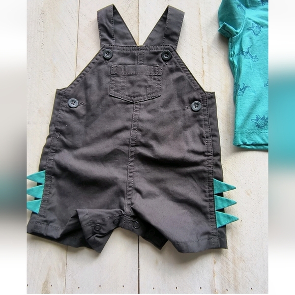 NWT Carter's Dinosaur Boys Overalls Shorts And SS Shirt 2pc Set Size 3 Months - Picture 4 of 6